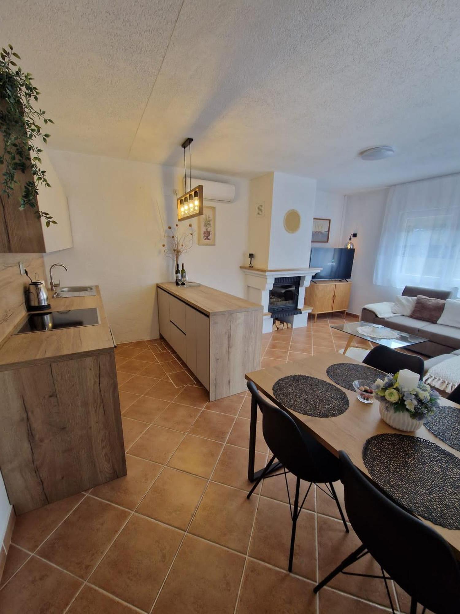 Village Apartment Zagvozd Экстерьер фото