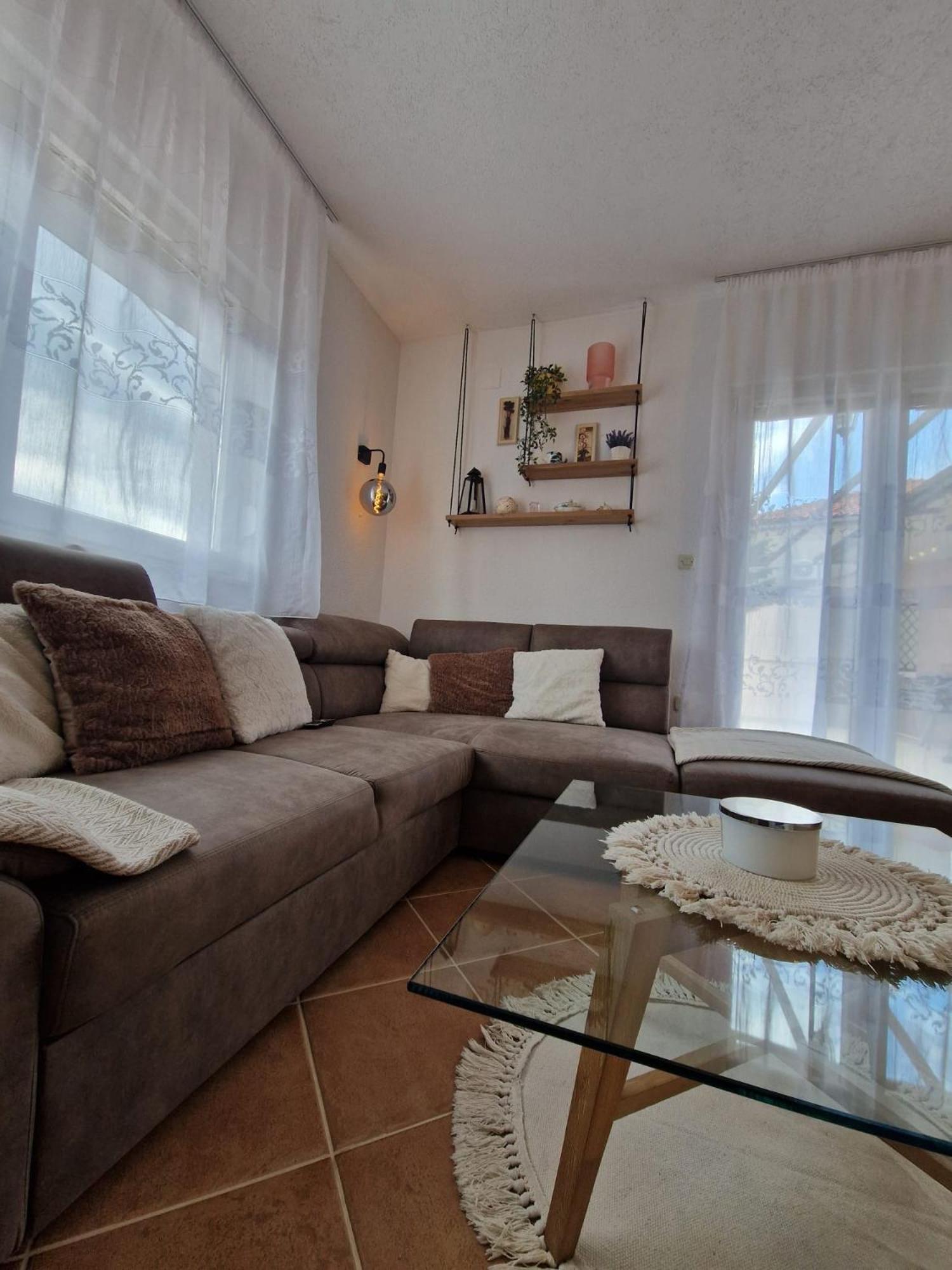 Village Apartment Zagvozd Экстерьер фото
